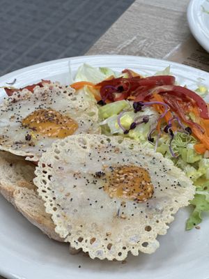 Egg & Bacon Brunch  at Veganitessen in Sevilla