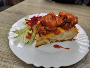 Delicioso 😋 at Veganitessen in Sevilla