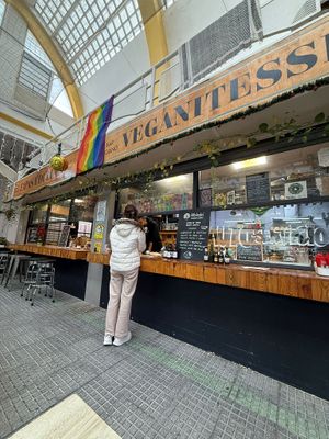 Donde se pide at Veganitessen in Sevilla