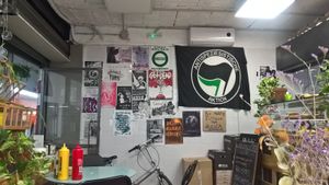 F at Veganitessen in Sevilla