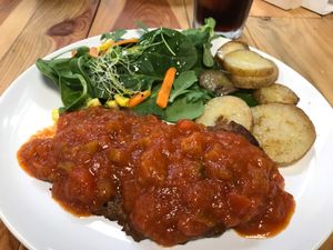 Seitan steak with Ratatouille at Veganitessen in Sevilla