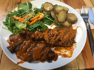 Seitan Steak with mojo picon at Veganitessen in Sevilla