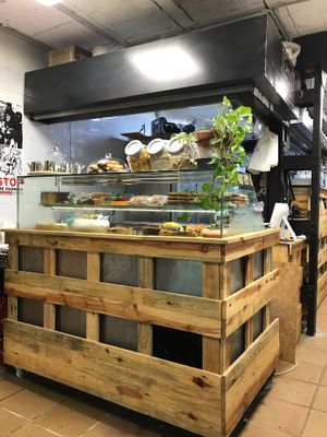 Desserts at Veganitessen in Sevilla