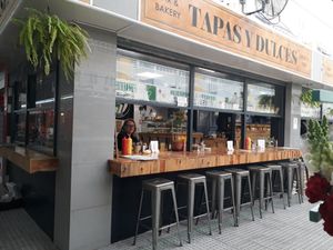Exterior WITHIN the market at Veganitessen in Sevilla