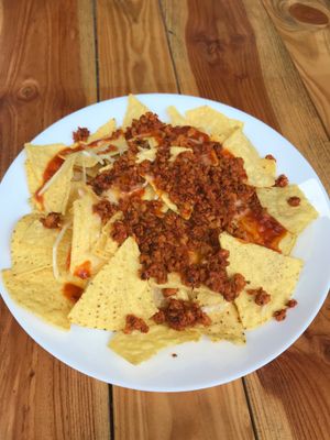 Nachos picantones at Veganitessen in Sevilla