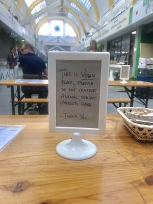 This is a vegan place :-) at Veganitessen in Sevilla