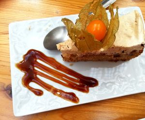 Fig cake at Veganitessen in Sevilla