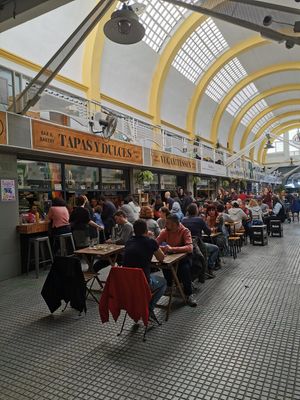 Saturday, 3.15pm at Veganitessen in Sevilla