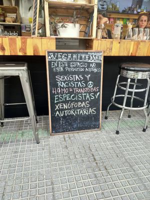 ! at Veganitessen in Sevilla