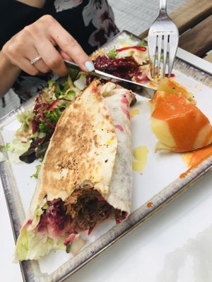 Vegan kebab at Veganitessen in Sevilla