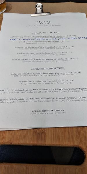 Carta temporada at Kaxilda in San Sebastian