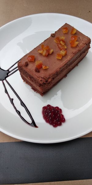 Tarta vegana de chocolate belga at Kaxilda in San Sebastian