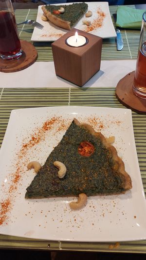 Spinatkuchen at ÖpfuKurve in Thun