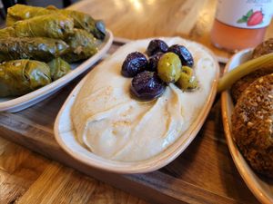 Hummus at Downtown Deli in Gothenburg