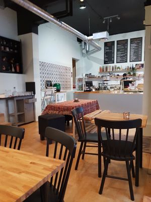 Good time 14.00 ish. The place for your self at Downtown Deli in Gothenburg