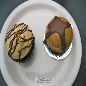 Sticky Fingers Bakery Cupcakes at Sticky Fingers Bakery in Washington