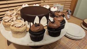  at Sticky Fingers Bakery in Washington