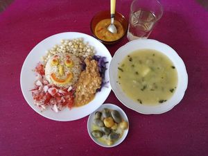 INTI MIKUNA vegano sopa de quinua arroz integral col morada en salsa de carve te morínga postre habas y melloco at Inti-Mikuna in Quito