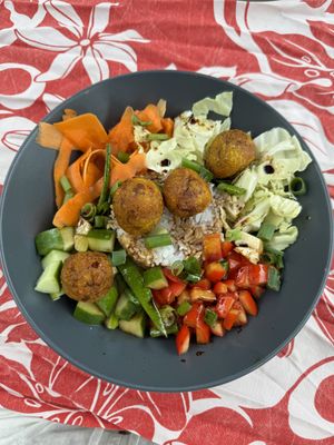 Vegetarian poke  at Lilikoi in Moorea