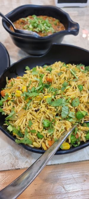 My mixed rice dish at Jai Jinendra in Pattaya