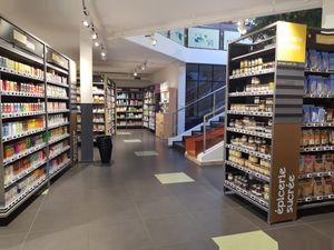 Lower floor at Kiss The Ground in Geneva