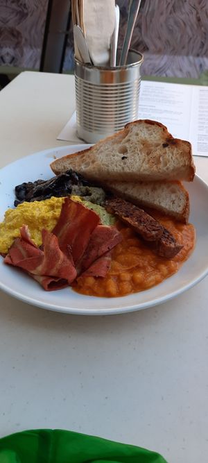 Vegan breakfast at Oh My Days in Glebe