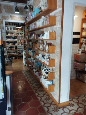 Inside at Mama Carmen's Coffee & Bakery in Mallorca