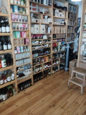 Shop at Mama Carmen's Coffee & Bakery in Mallorca