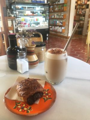  at Mama Carmen's Coffee & Bakery in Mallorca
