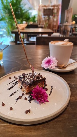 'You make me snicker' 😋 #Veganuary at The Banana Warrior - Emquartier in Bangkok