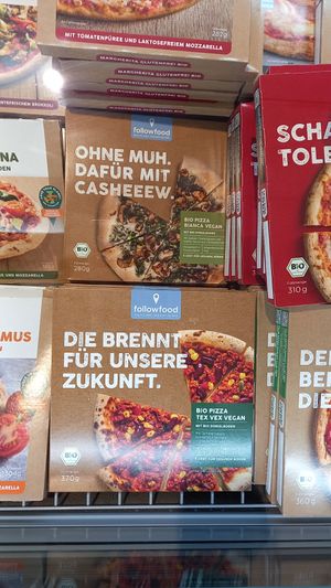 pizza at denn's Biomarkt in Weinheim