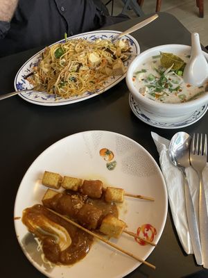 Tofu Satay, tomkha Tofu and fried Noodles at Thaise Snackbar Bird in Amsterdam