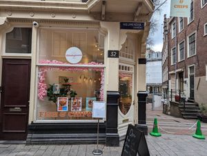 Is no more at Jacketz - Nieuwendijk in Amsterdam