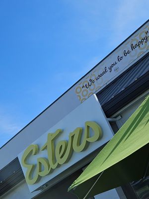 They want you to be happy at Esters Neighborhood Pub in Denver