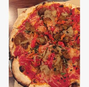 Divided Sky w/ Daiya Cheese and Beyond Italian Sausage at Esters Neighborhood Pub in Denver