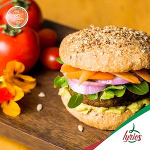 vegan burguer at Lyrios in Sao Paulo