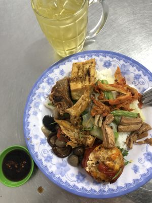 Breakfast  at Hoa Minh in Ho Chi Minh City