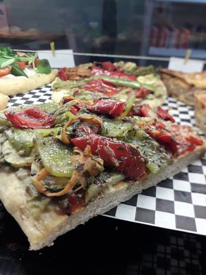 Guacamole con verduras at Kalí Órexi by Labocatorio in Bilbao