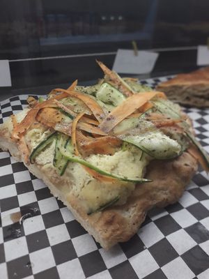 Queso cremoso de almendra con verduras at Kalí Órexi by Labocatorio in Bilbao