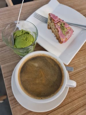 Americano with Ice cream and Rustic Cake ~ 16/6/22 at Sasco Cafe in North Singapore