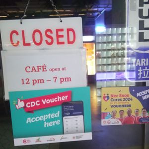 Close at 7pm not 9pm at Sasco Cafe in North Singapore