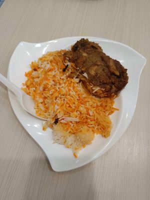 Rendang biryani taste wise 5/5 quantity can be a little more $7 at Sasco Cafe in North Singapore