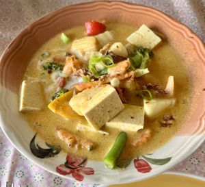 Delicious vegan yellow curry with veg and tofu  at Goulburn Thai in Goulburn