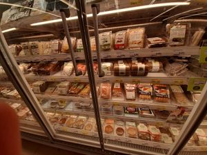 Vegane "Wurst" und "Fleisch" at Veritas in Palafrugell