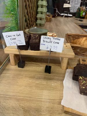 Vegan Cakes at Nature's Nest in London