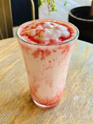 Strawberry shake  at Earth Plant Based in Phoenix