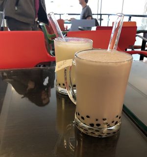 taro latte Boba with soymilk and tapioca + coconut latte boba with soymilk and tapioca at Sphere Bay in Dusseldorf