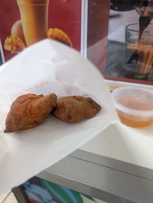Samosa with mango chutney at Chai Walla in Cambridge