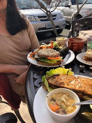 Outdoor dining at Lighthouse Center Bakery and Cafe in Umpqua