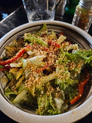 Mango salad at Shio Ramen in Tbilisi